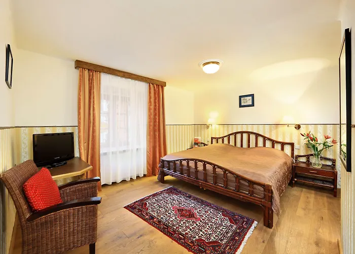 Hotel Konvice 3*